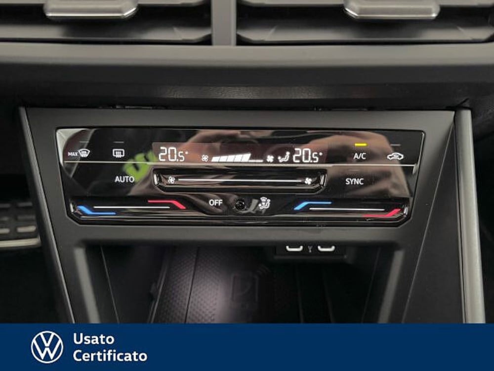Volkswagen Taigo nuova a Vicenza (17)