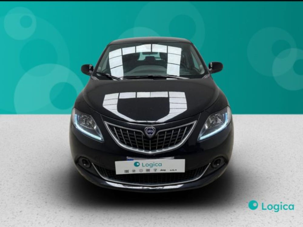 Lancia Ypsilon usata a Biella (2)