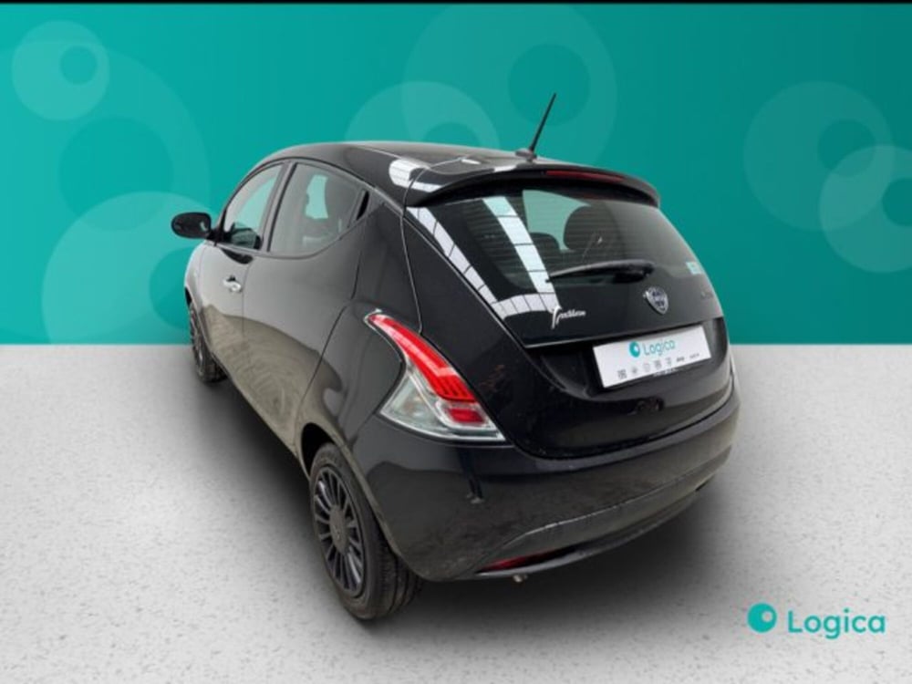 Lancia Ypsilon usata a Biella (3)