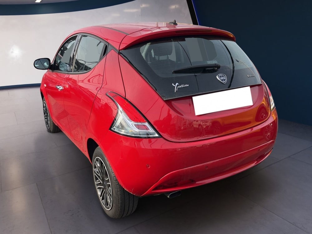 Lancia Ypsilon usata a Torino (4)