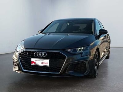 Audi A3 Sedan 30 TDI S line edition  del 2023 usata a Lucca