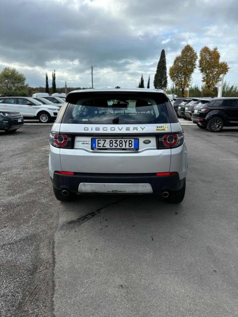 Land Rover Discovery Sport usata a Lucca (2)