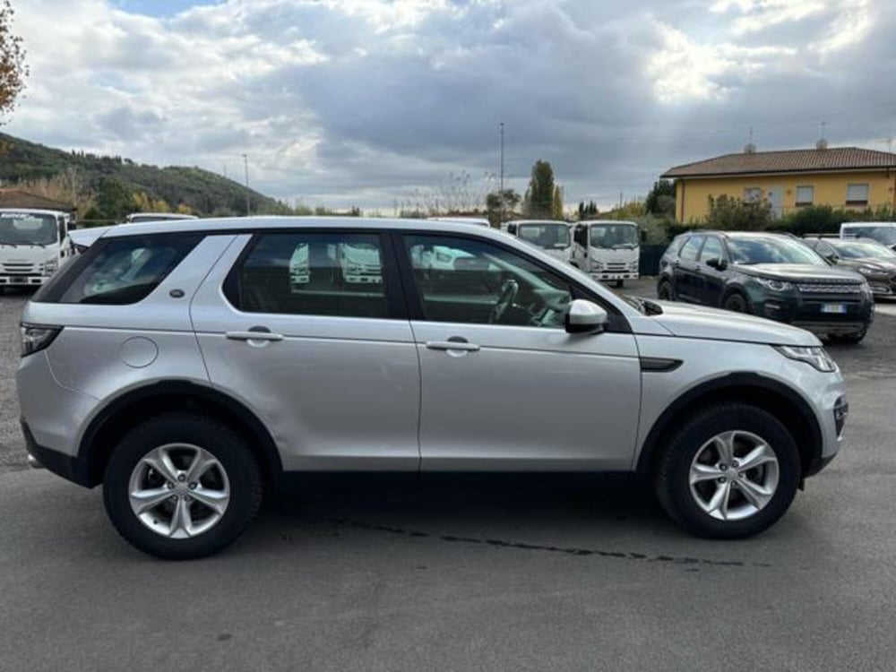 Land Rover Discovery Sport usata a Lucca (4)