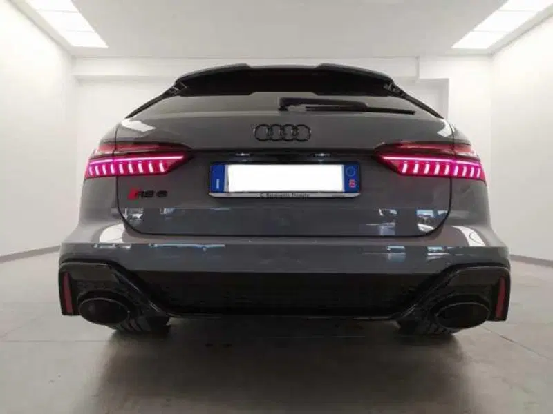 Audi RS 6 Avant usata a Avellino (10)