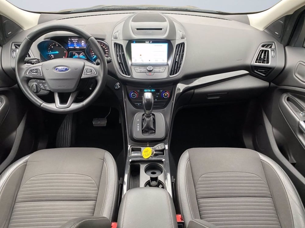 Ford Kuga usata a Milano (12)