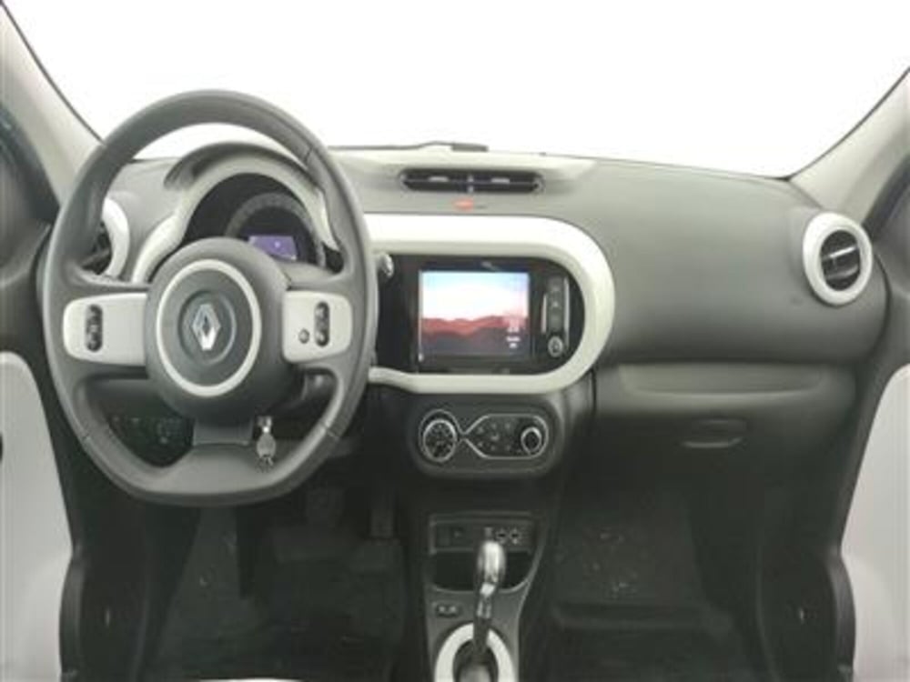 Renault Twingo usata a Bari (14)