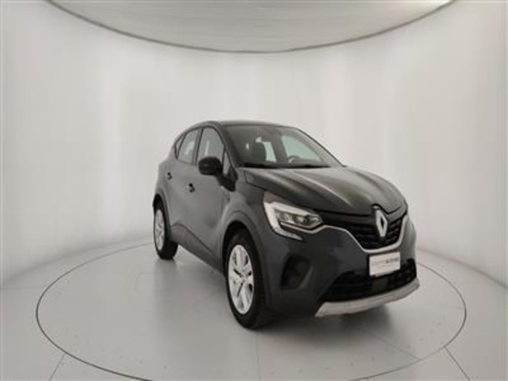 Renault Captur usata a Bari (11)