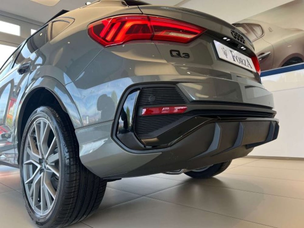 Audi Q3 Sportback usata a Torino (14)