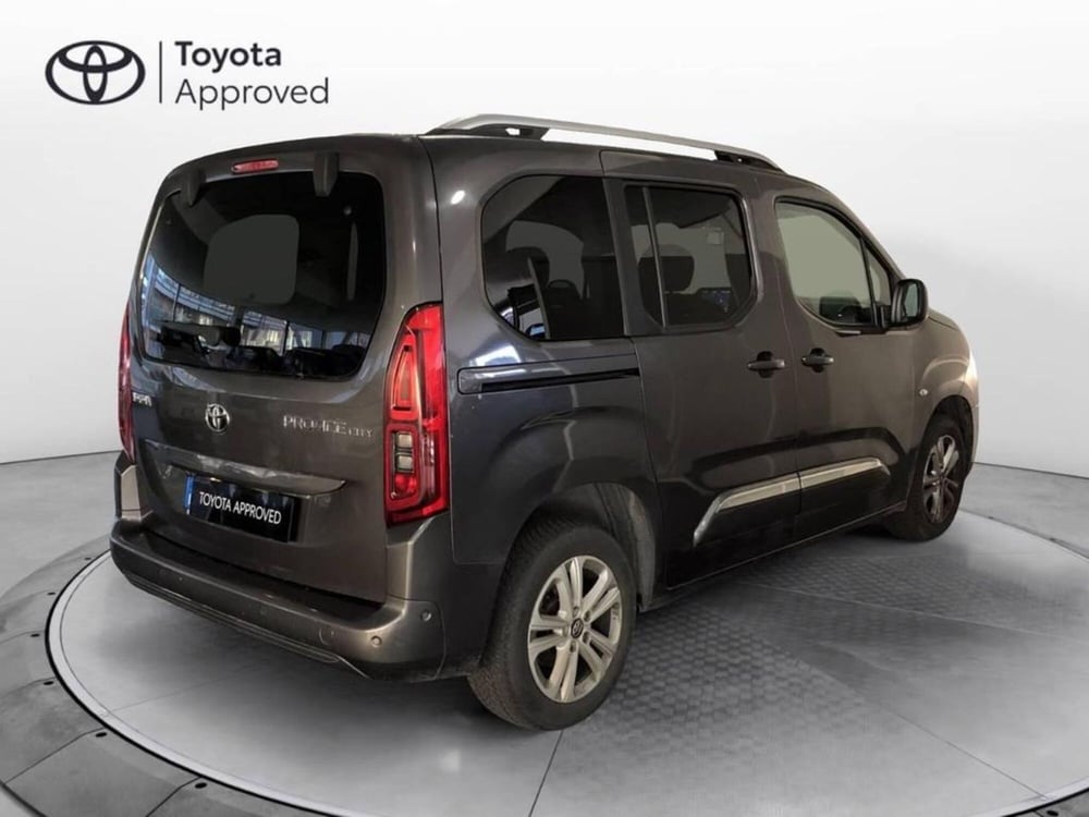 Toyota Proace City Verso usata a Torino (4)