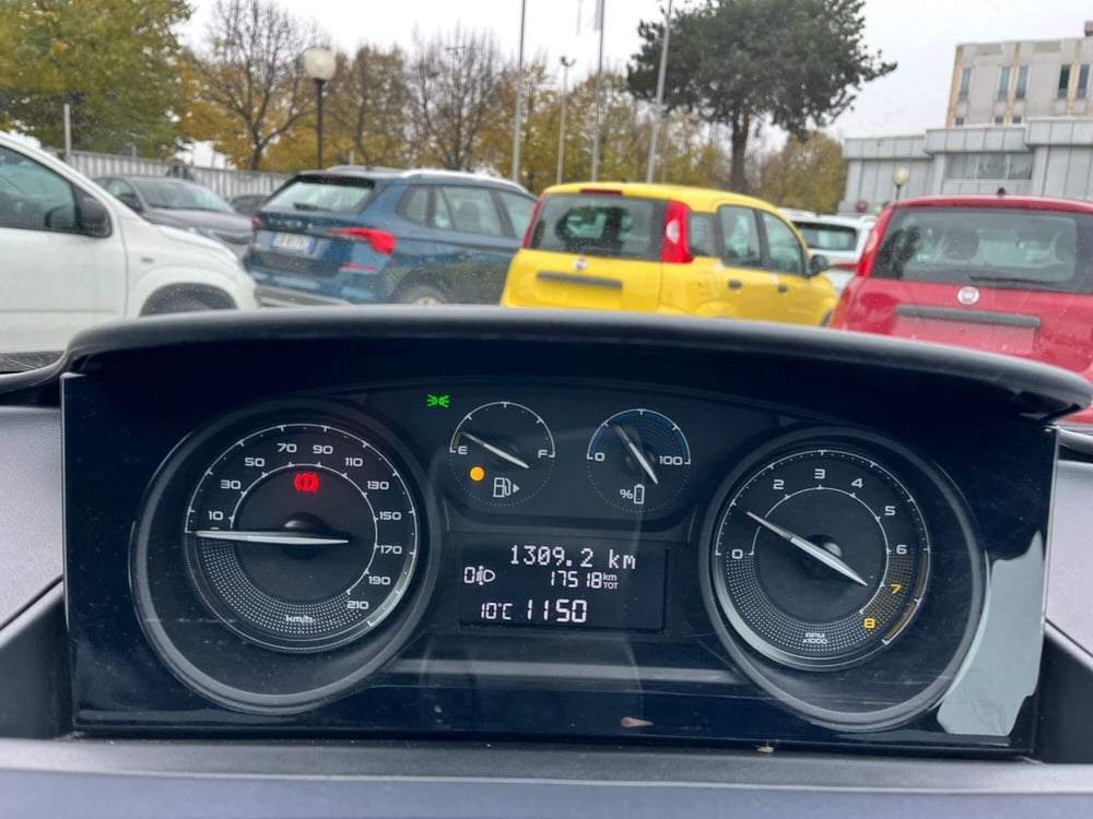 Lancia Ypsilon usata a Milano (20)