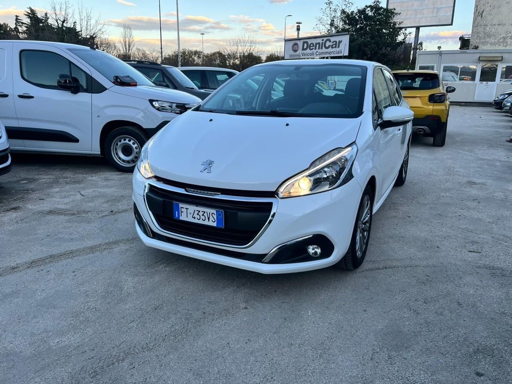 Peugeot 208 usata a Milano