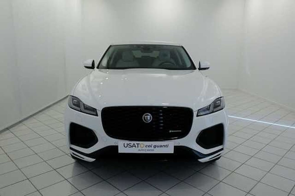 Jaguar F-Pace usata a Mantova (8)