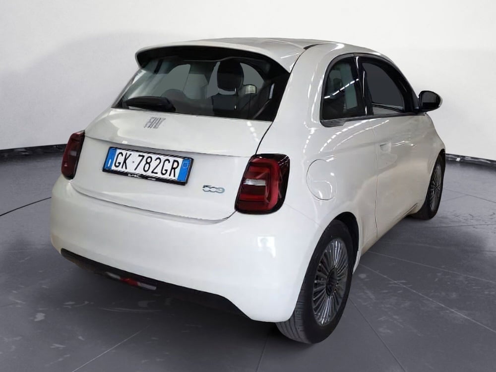 Fiat 500e usata a Lecce (6)