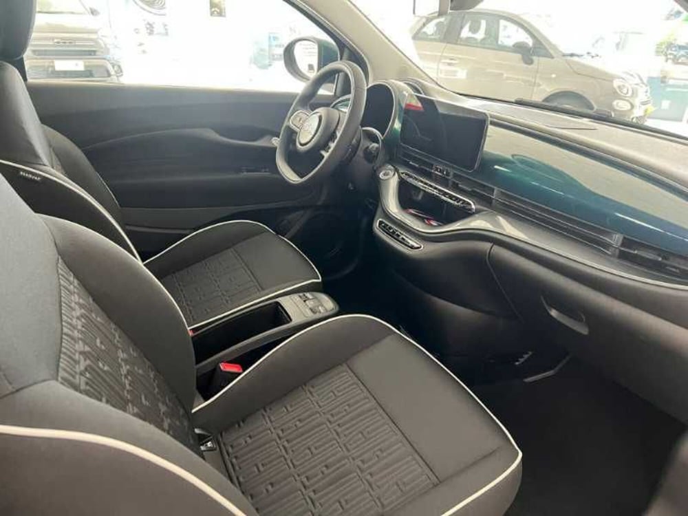 Fiat 500e nuova a Lecce (11)