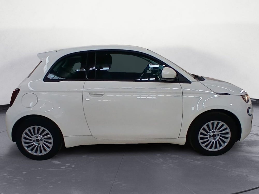 Fiat 500e usata a Lecce (8)