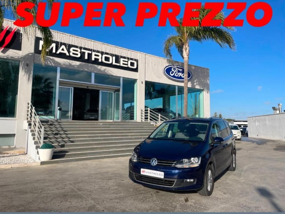 Volkswagen Sharan usata a Lecce