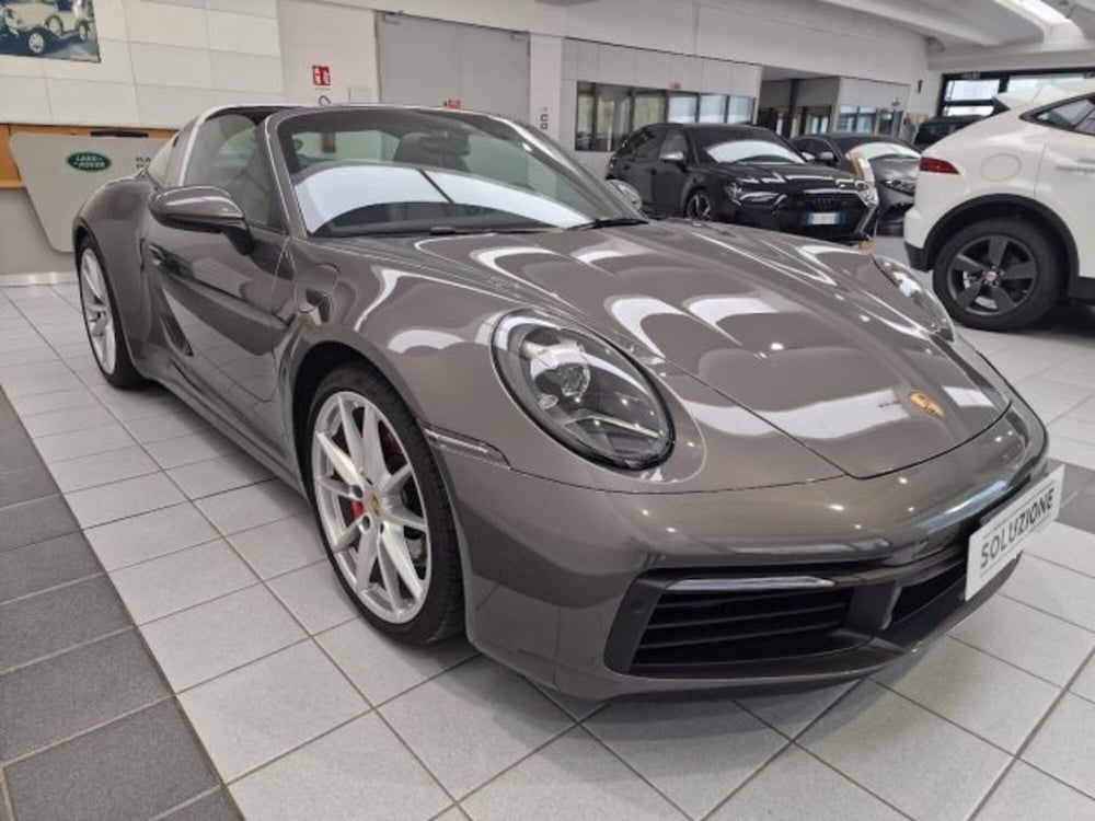 Porsche 911 Cabrio usata a Novara (19)