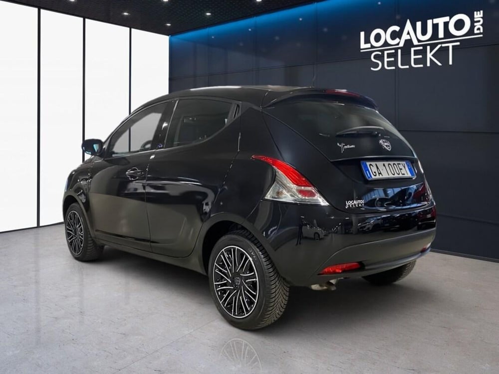 Lancia Ypsilon usata a Torino (5)