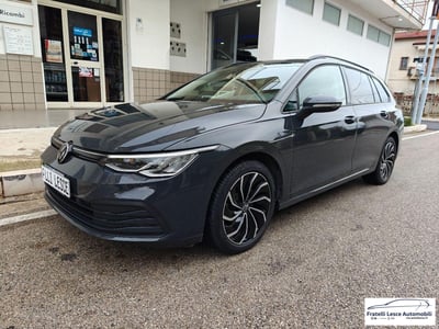 Volkswagen Golf Variant 2.0 tdi Life 115cv del 2021 usata a Cassano allo Ionio