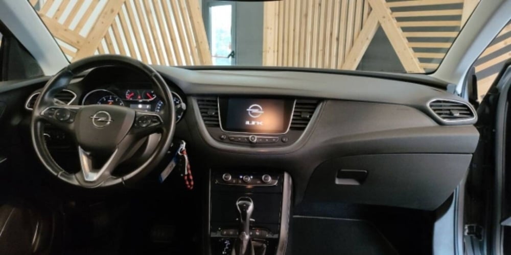 Opel Grandland X usata a Catanzaro (18)