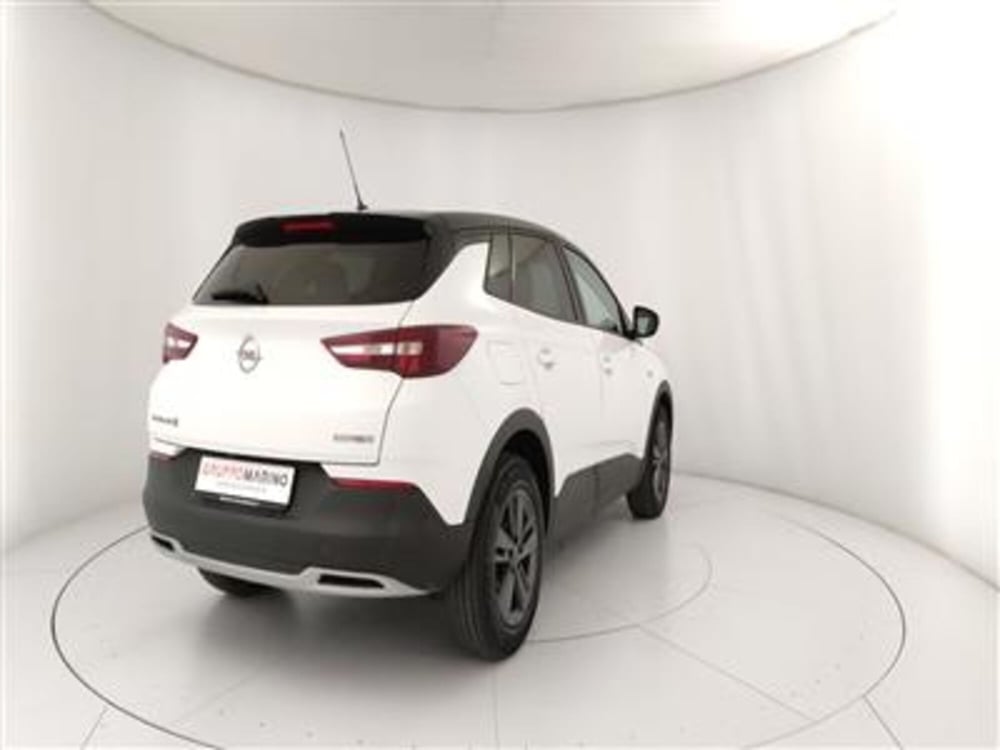 Opel Grandland X usata a Bari (7)