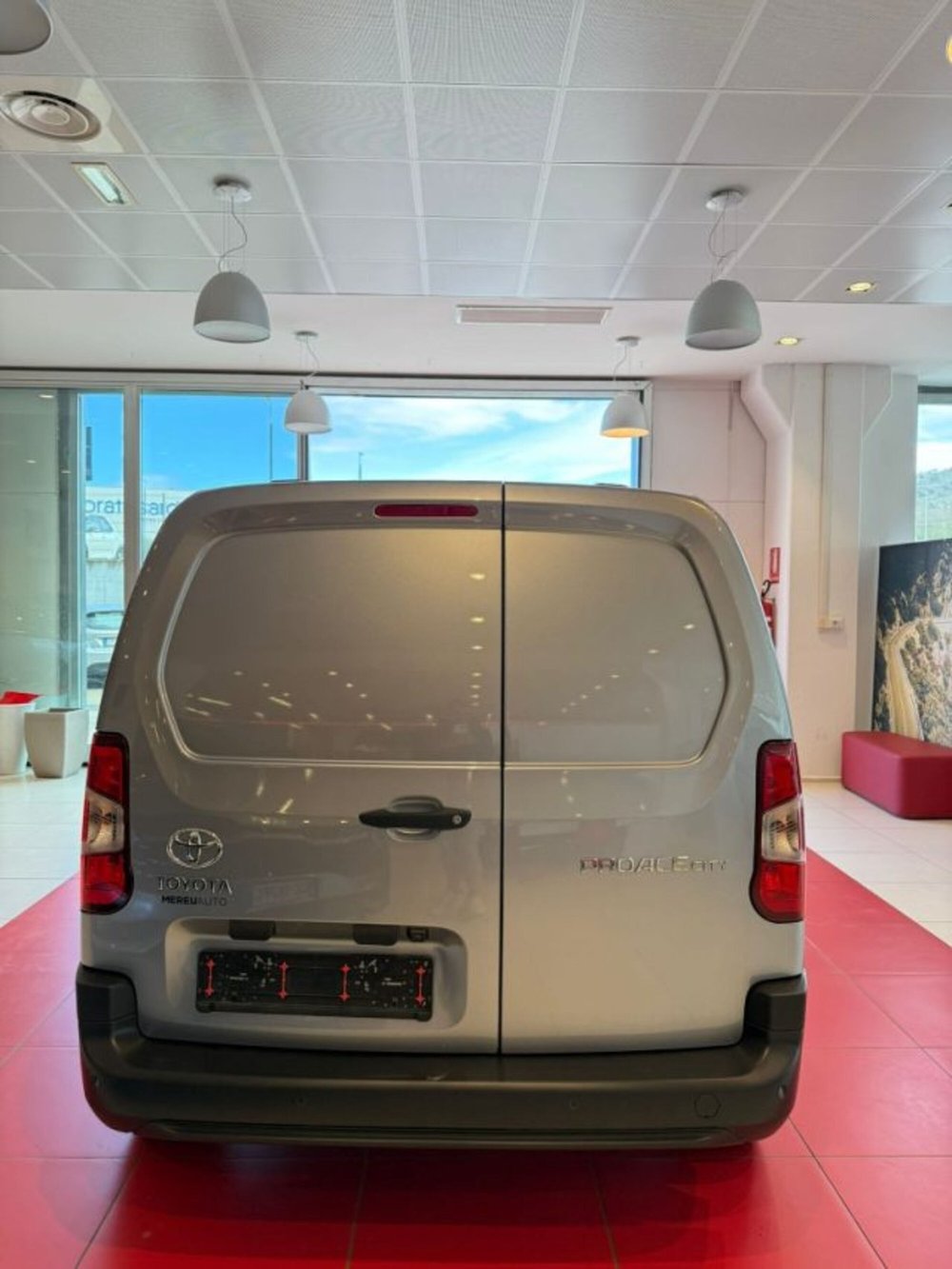 Toyota Proace City nuova a Sassari (3)