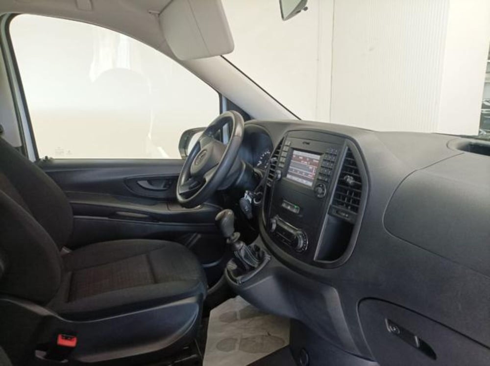 Mercedes-Benz Vito usata a Milano (10)