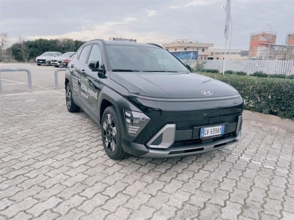 Hyundai Kona nuova a Bari