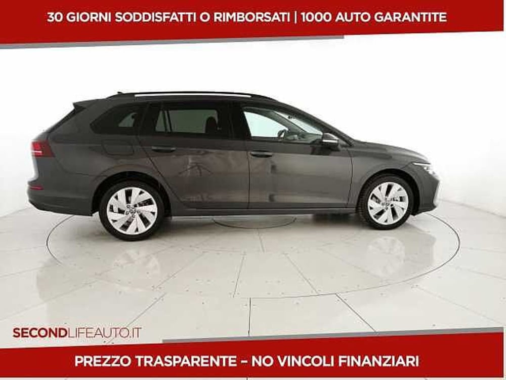 Volkswagen Golf Variant nuova a Chieti (4)