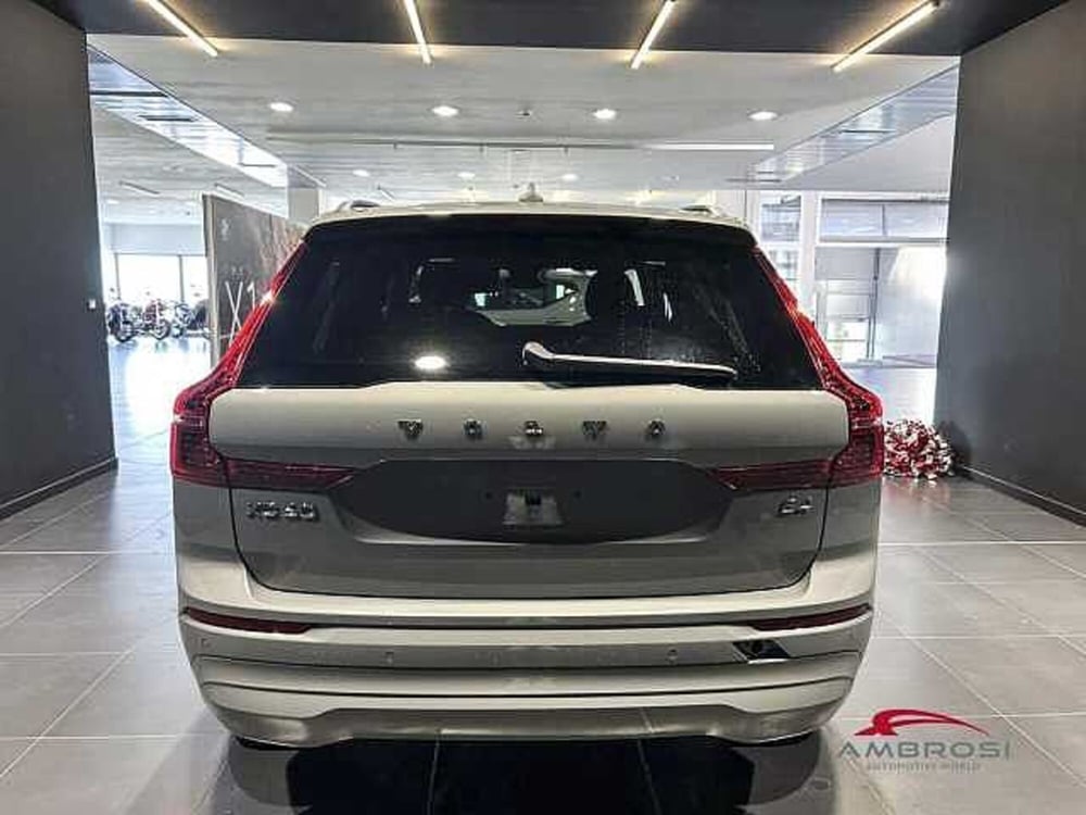 Volvo XC60 nuova a Viterbo (5)