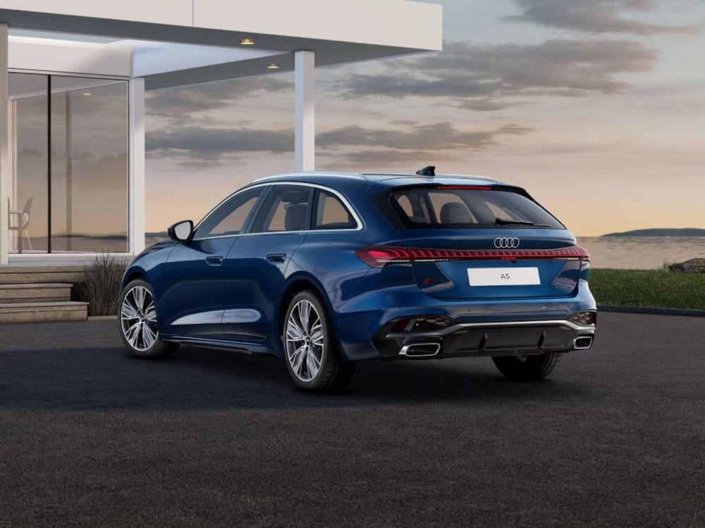 Audi A5 Avant nuova a Novara (3)