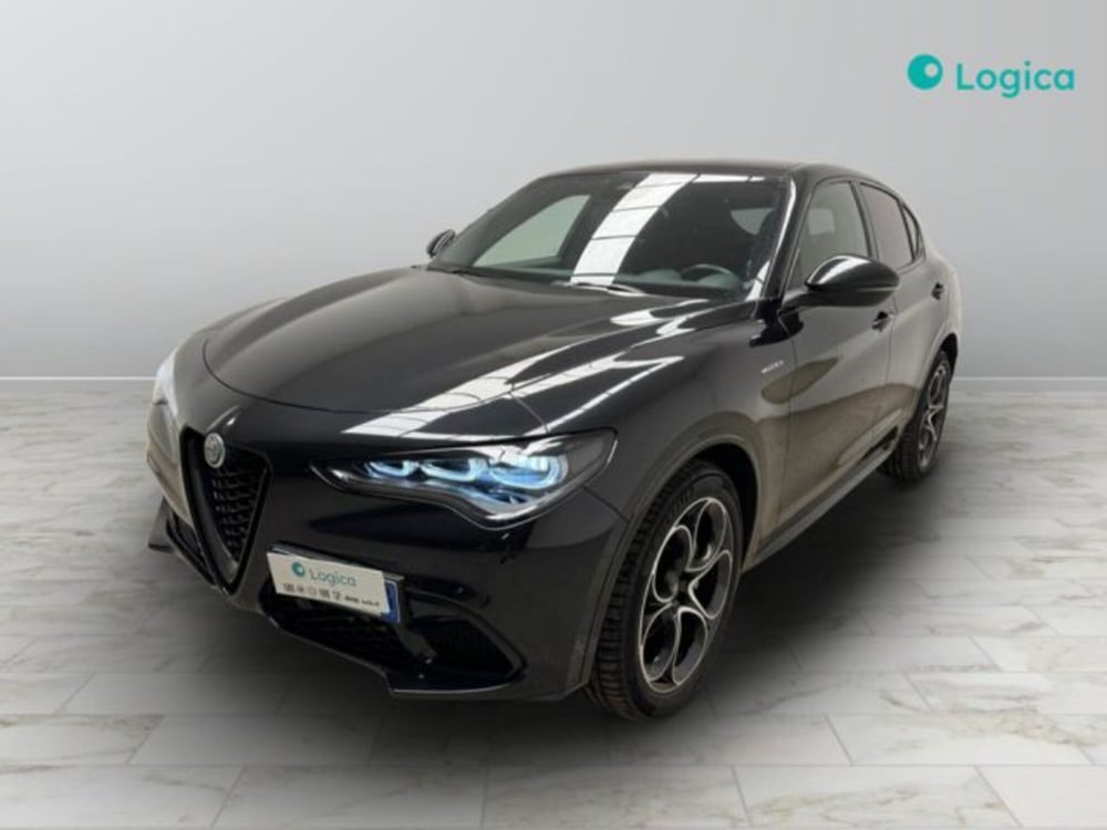 Alfa Romeo Stelvio usata a Biella (5)