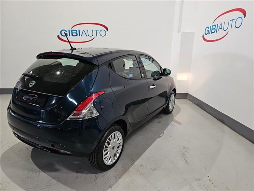 Lancia Ypsilon usata a Palermo (8)