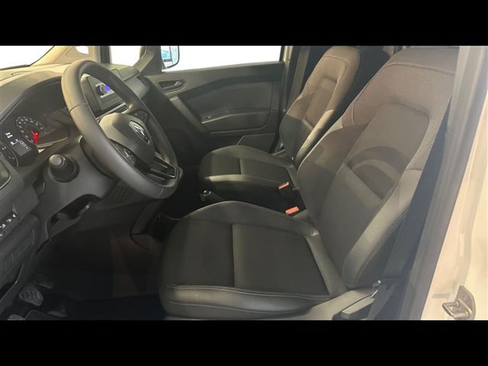 Renault Kangoo Furgone nuova a Firenze (9)