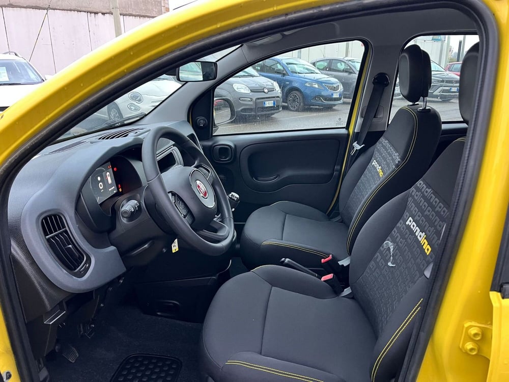 Fiat Panda Cross nuova a Milano (12)