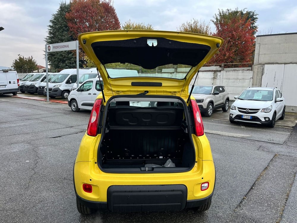 Fiat Panda Cross nuova a Milano (8)