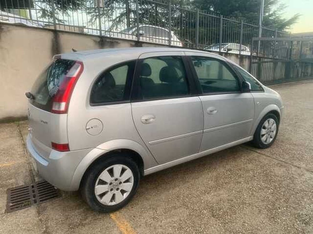 Opel Meriva usata a Roma (12)