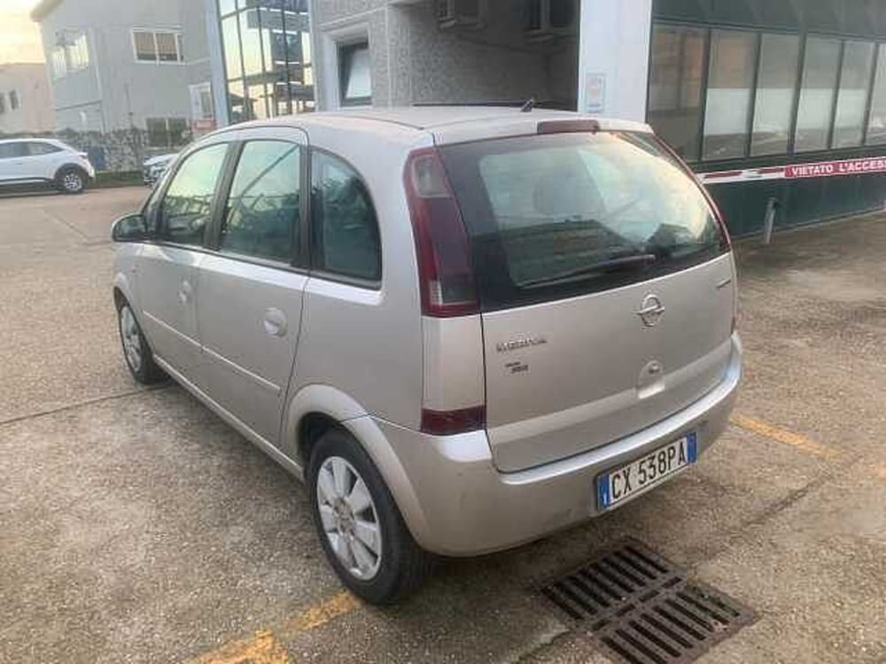 Opel Meriva usata a Roma (9)