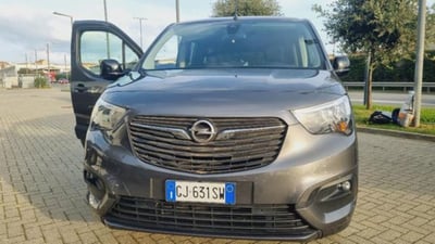 Opel Combo-e Life 50kWh Elegance Plus  del 2023 usata a Savona