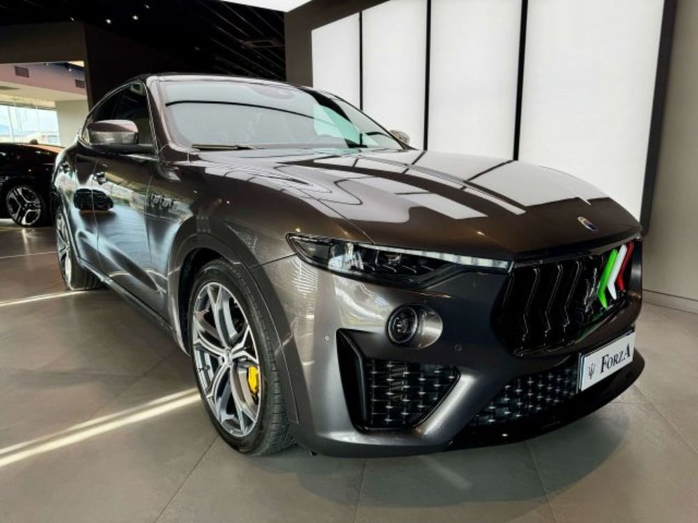 Maserati Levante usata a Torino (3)