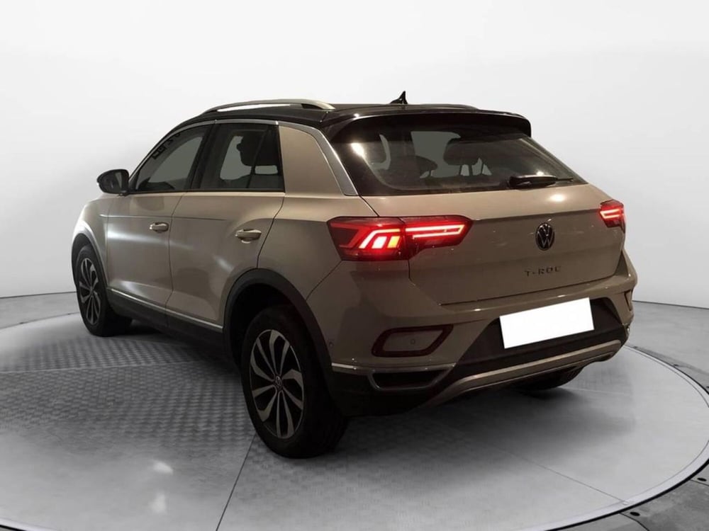 Volkswagen T-Roc usata a Torino (5)