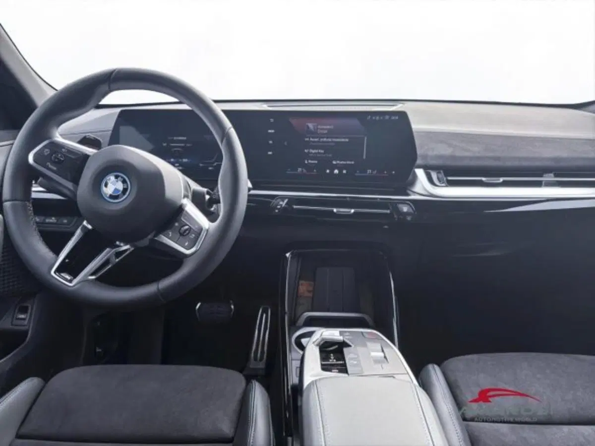 BMW iX2 nuova a Perugia (15)