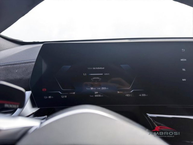 BMW iX2 nuova a Perugia (13)