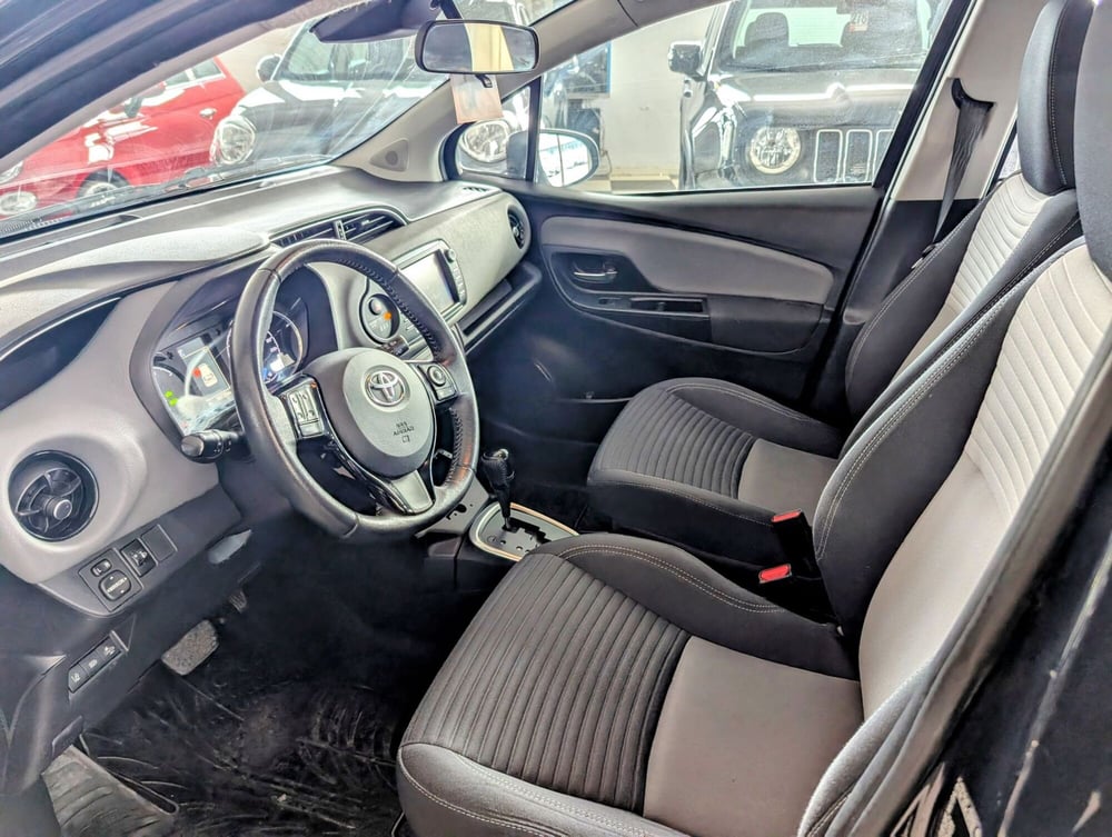 Toyota Yaris usata a Arezzo (9)