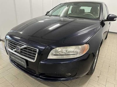 Volvo S80 2.4 D5 185 CV AWD Momentum  del 2008 usata a Civitanova Marche