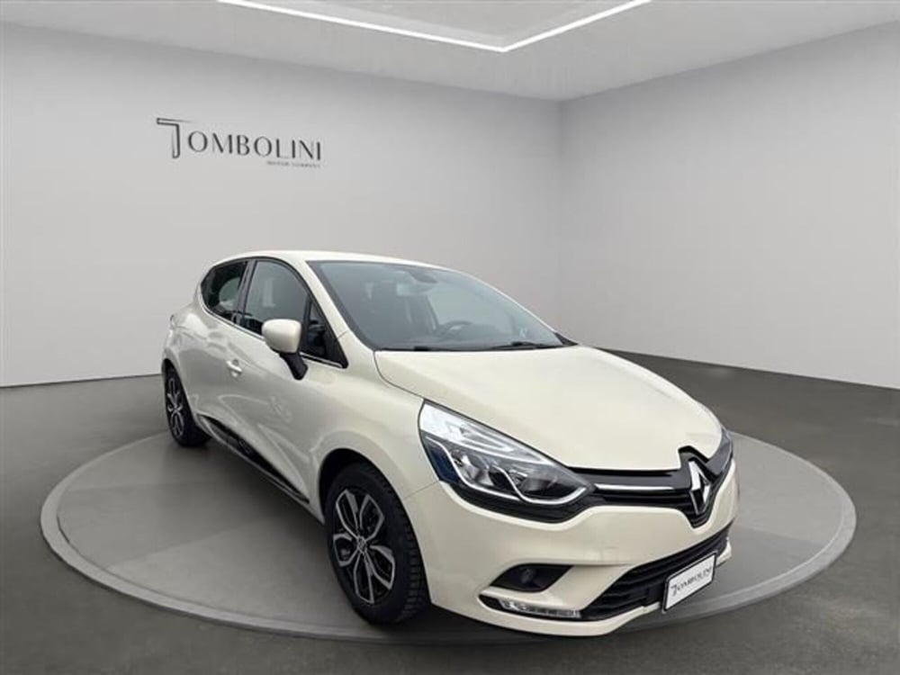 Renault Clio usata a Macerata (4)