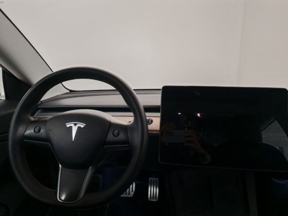 Tesla Model 3 usata a Novara (14)