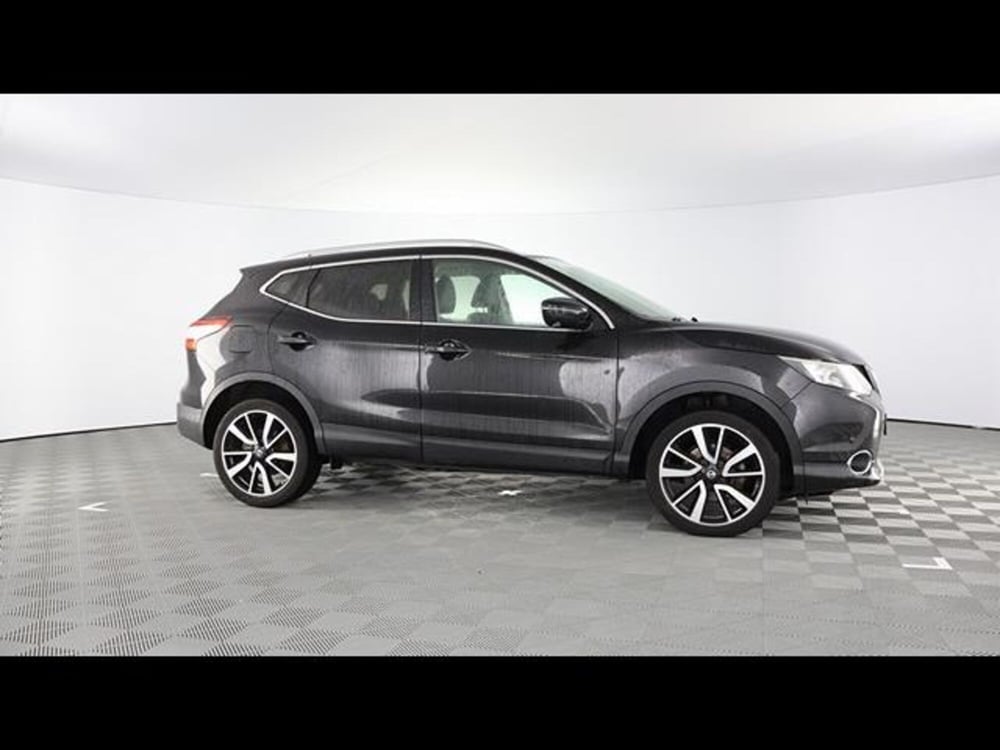 Nissan Qashqai usata a Piacenza (9)