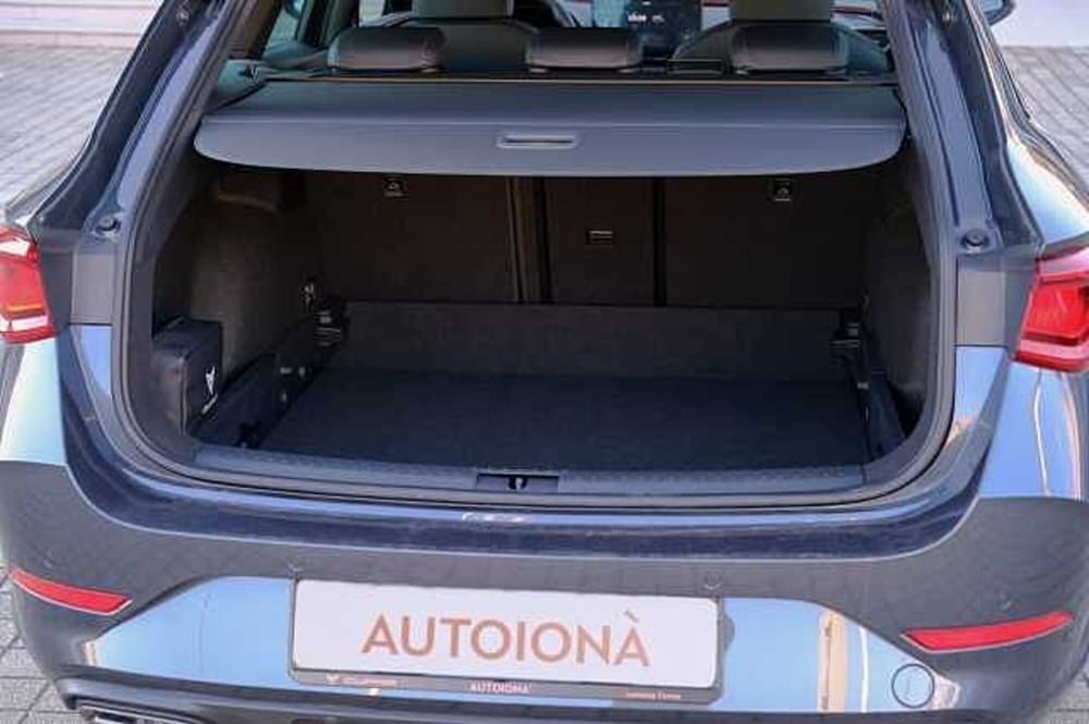 Cupra Leon Station Wagon nuova a Catanzaro (10)