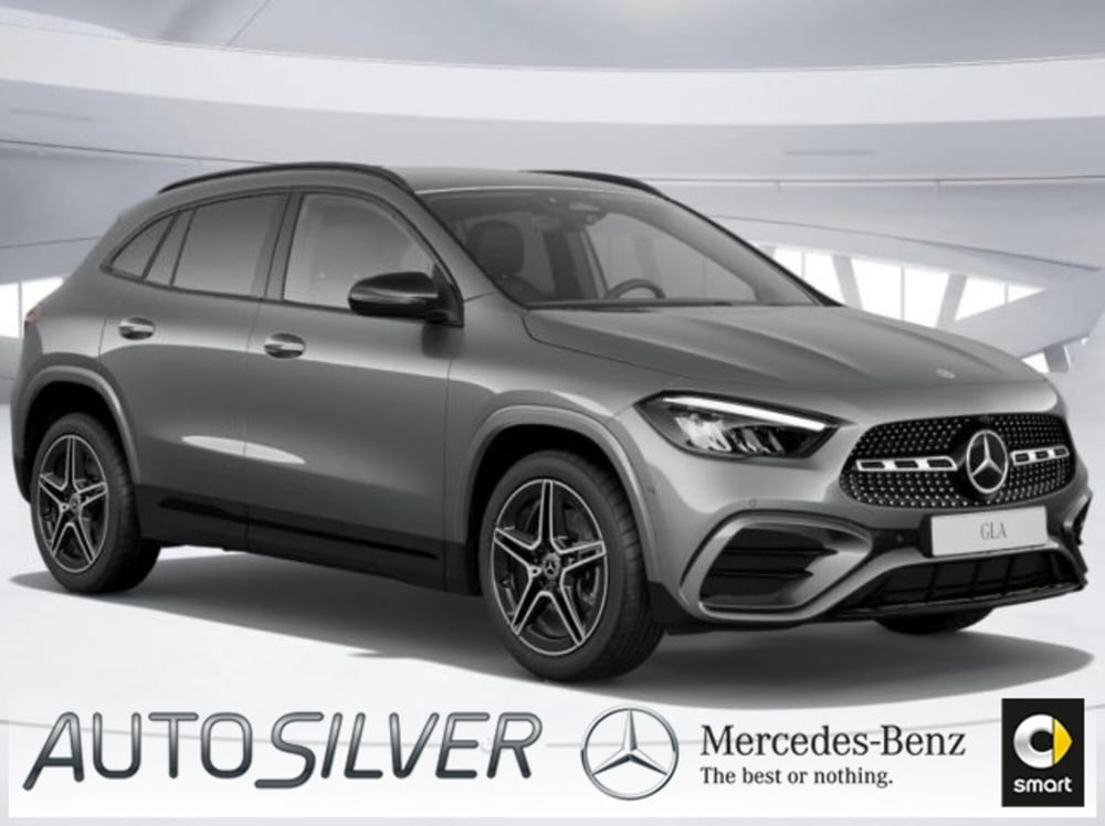 Mercedes-Benz GLA SUV nuova a Verona